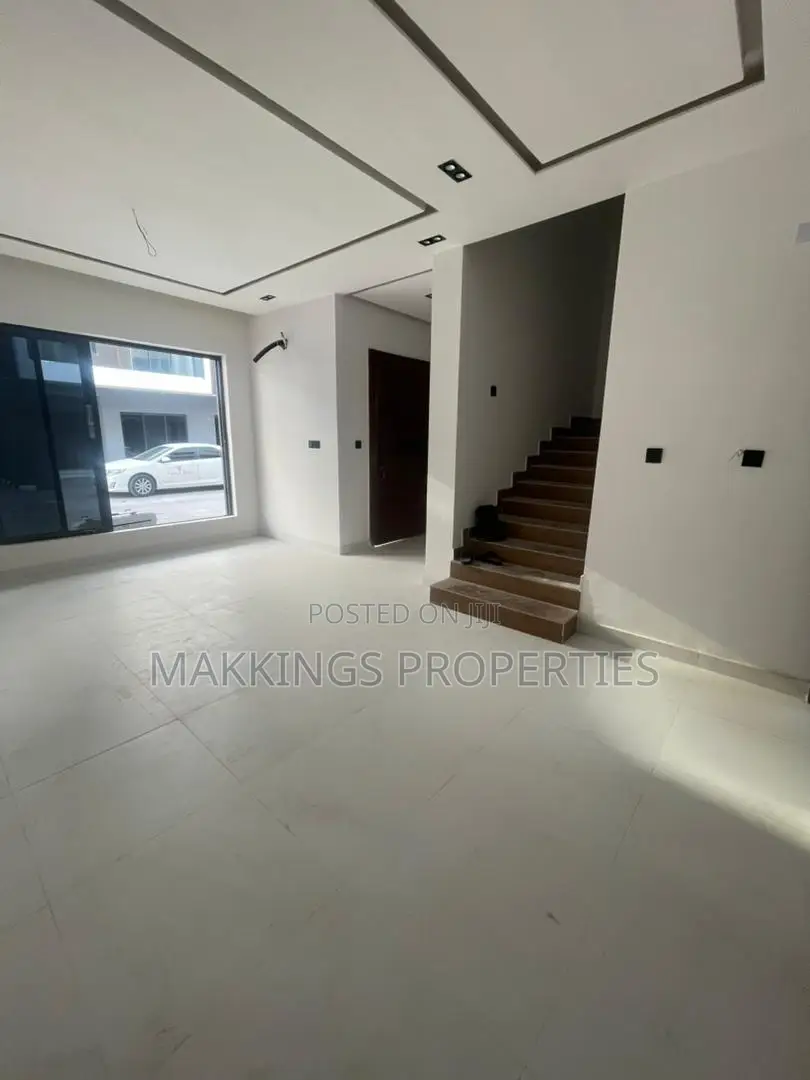 4bdrm Duplex in Ikate for rent in Ikate