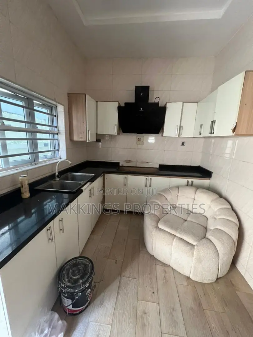 1bdrm Apartment in Chevron for rent in Chevron