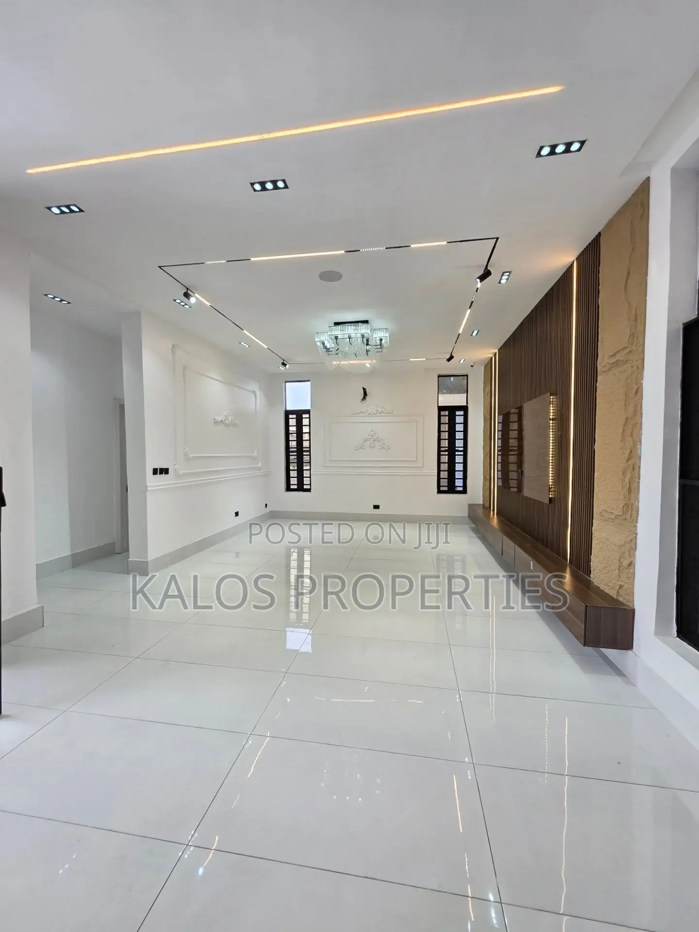 5bdrm Duplex in Ajah Lekki Lagos for sale in Ado / Ajah