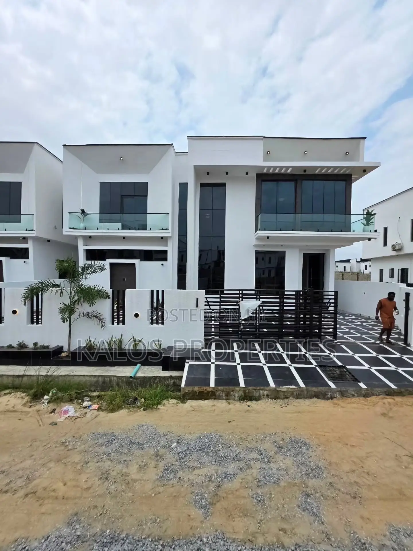 5bdrm Duplex in Lekki Palm  City, Ado / Ajah for sale in Ado / Ajah