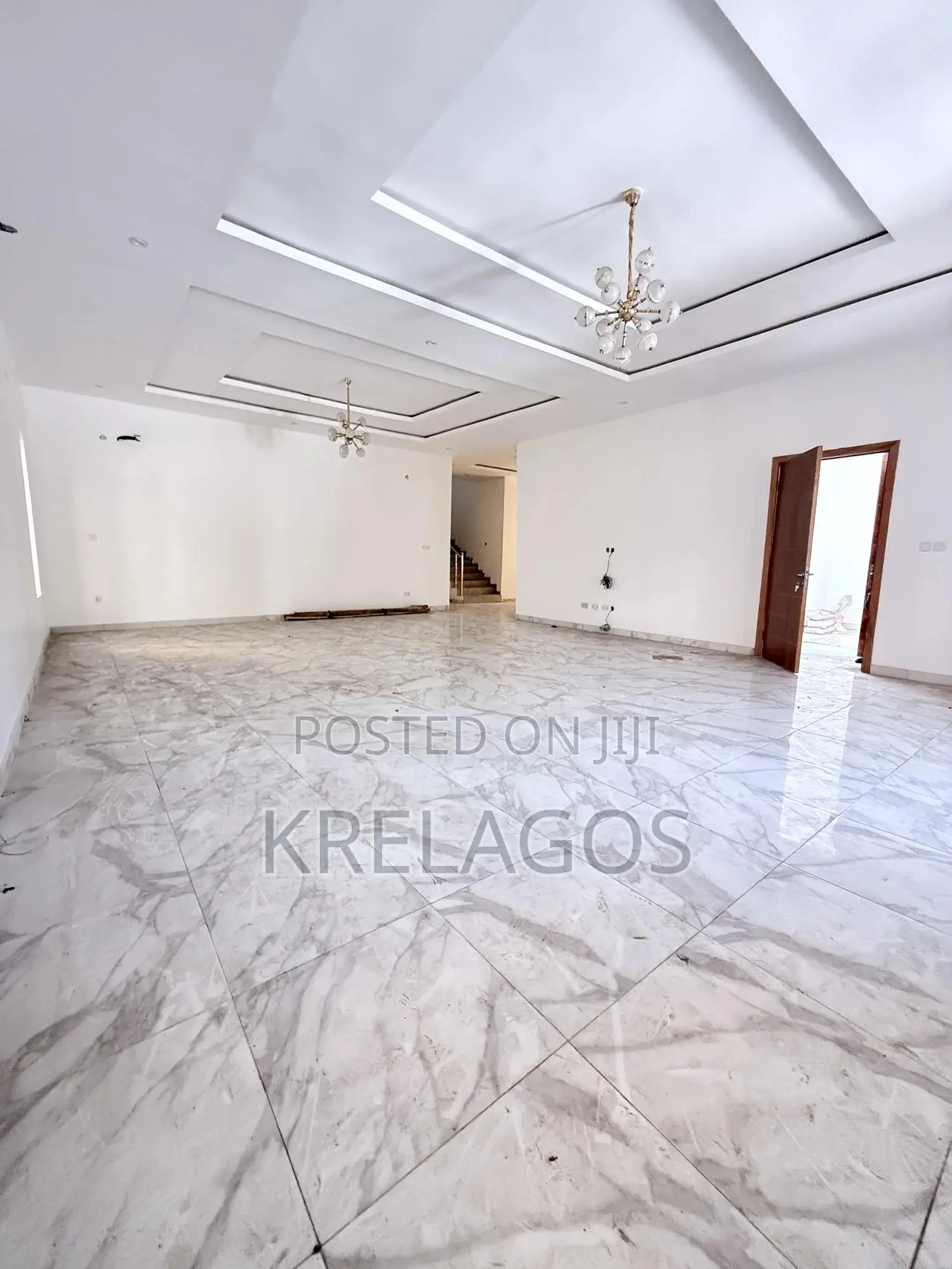 5bdrm Duplex in Royal Garden, Off Lekki-Epe Expressway for sale in Off Lekki-Epe Expressway