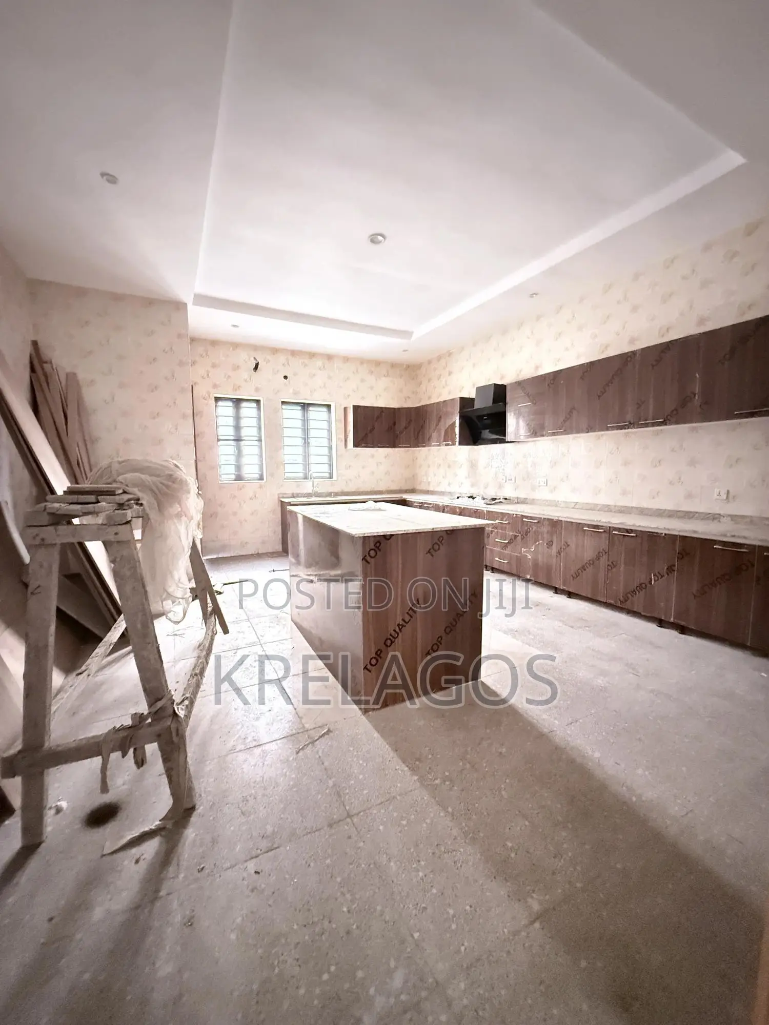 5bdrm Duplex in Royal Garden, Off Lekki-Epe Expressway for sale in Off Lekki-Epe Expressway