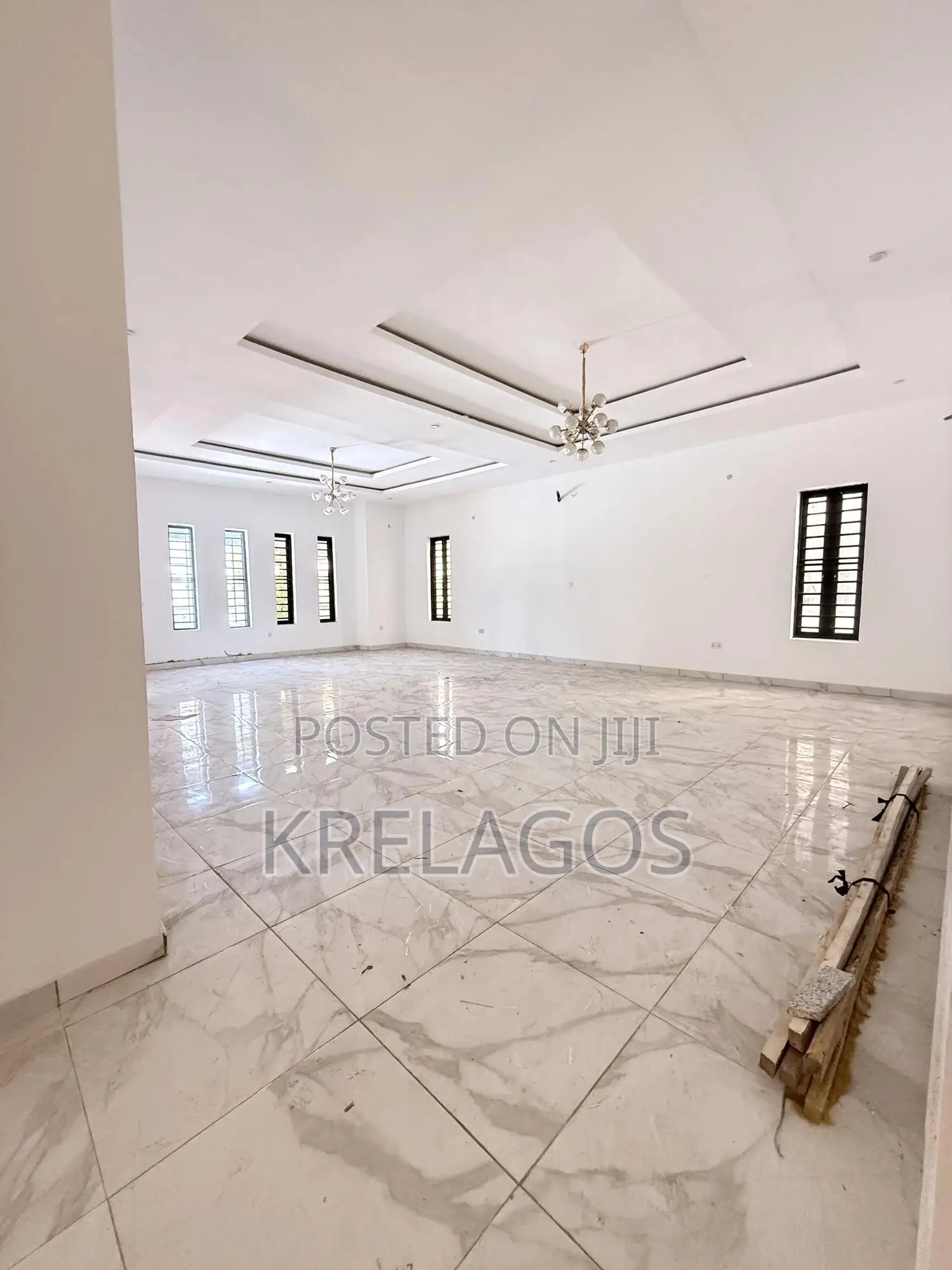 5bdrm Duplex in Royal Garden, Off Lekki-Epe Expressway for sale in Off Lekki-Epe Expressway