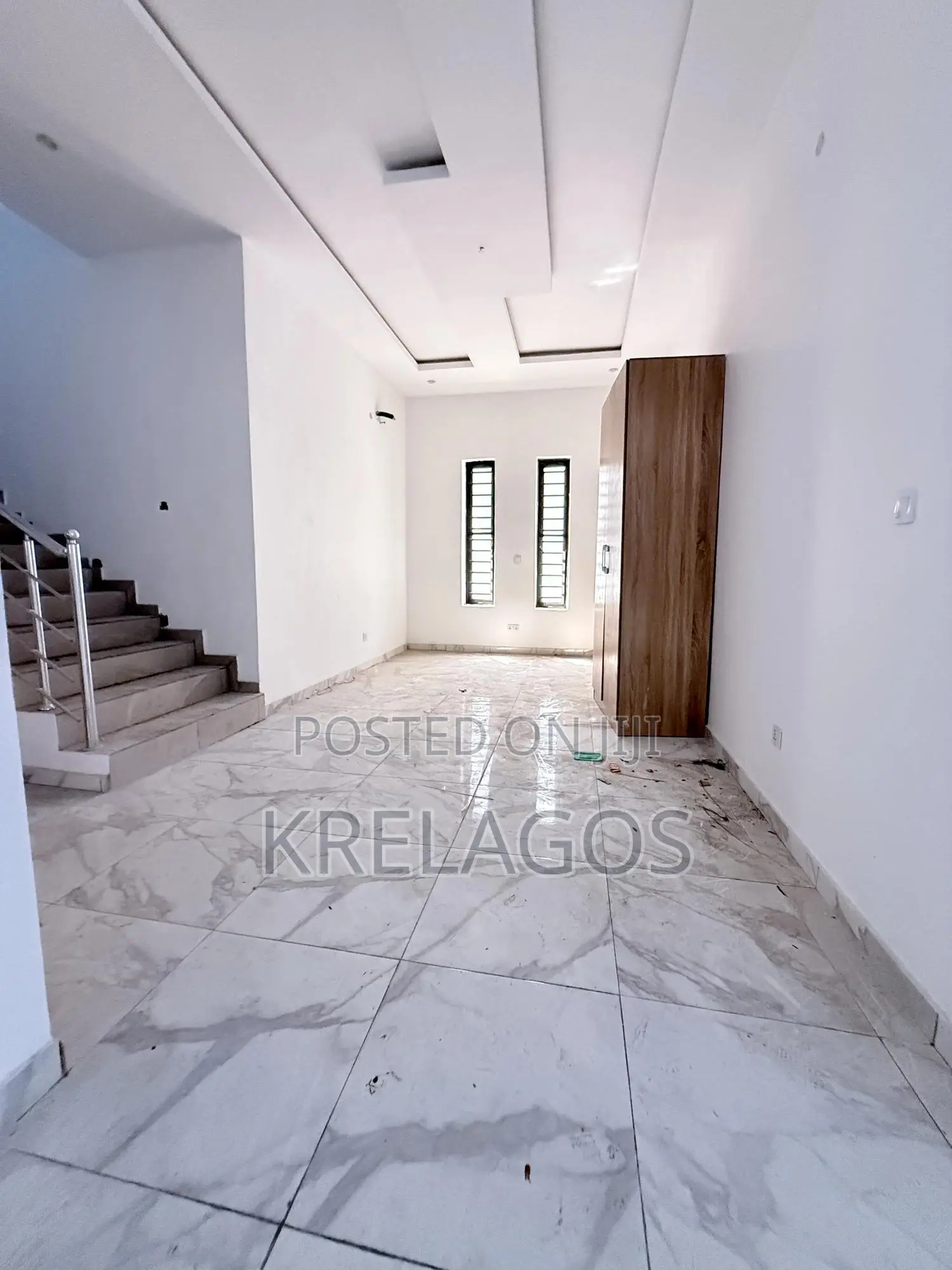 5bdrm Duplex in Royal Garden, Off Lekki-Epe Expressway for sale in Off Lekki-Epe Expressway