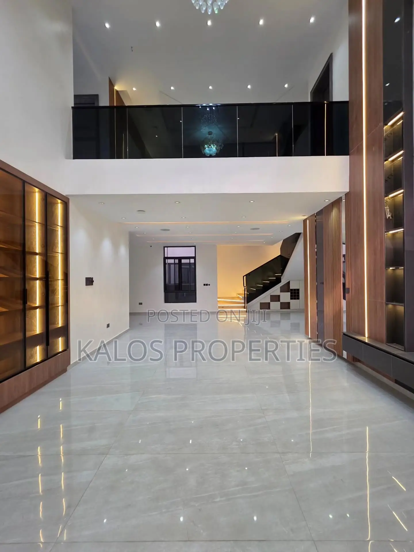 5bdrm Duplex in Riyal Garden Estate, Ajiwe for sale in Ajiwe