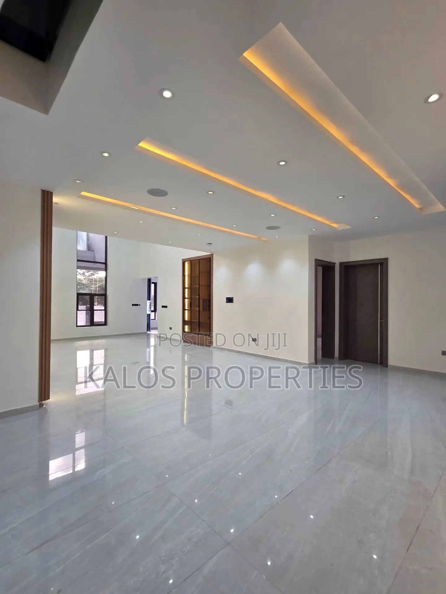 5bdrm Duplex in Riyal Garden Estate, Ajiwe for sale in Ajiwe