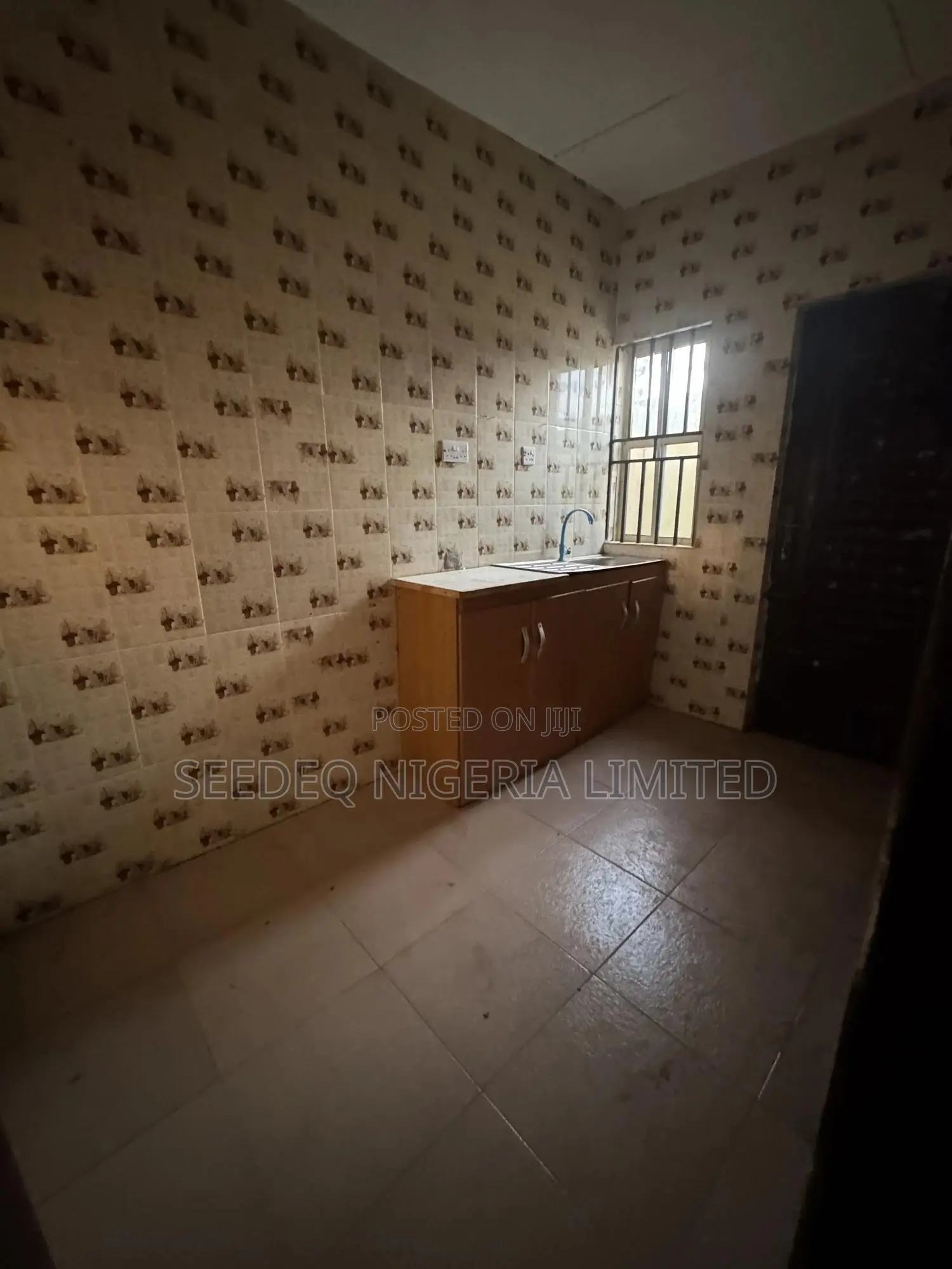 1bdrm Block of Flats in Adekunle Awonuga, Igbogbo for rent in Igbogbo