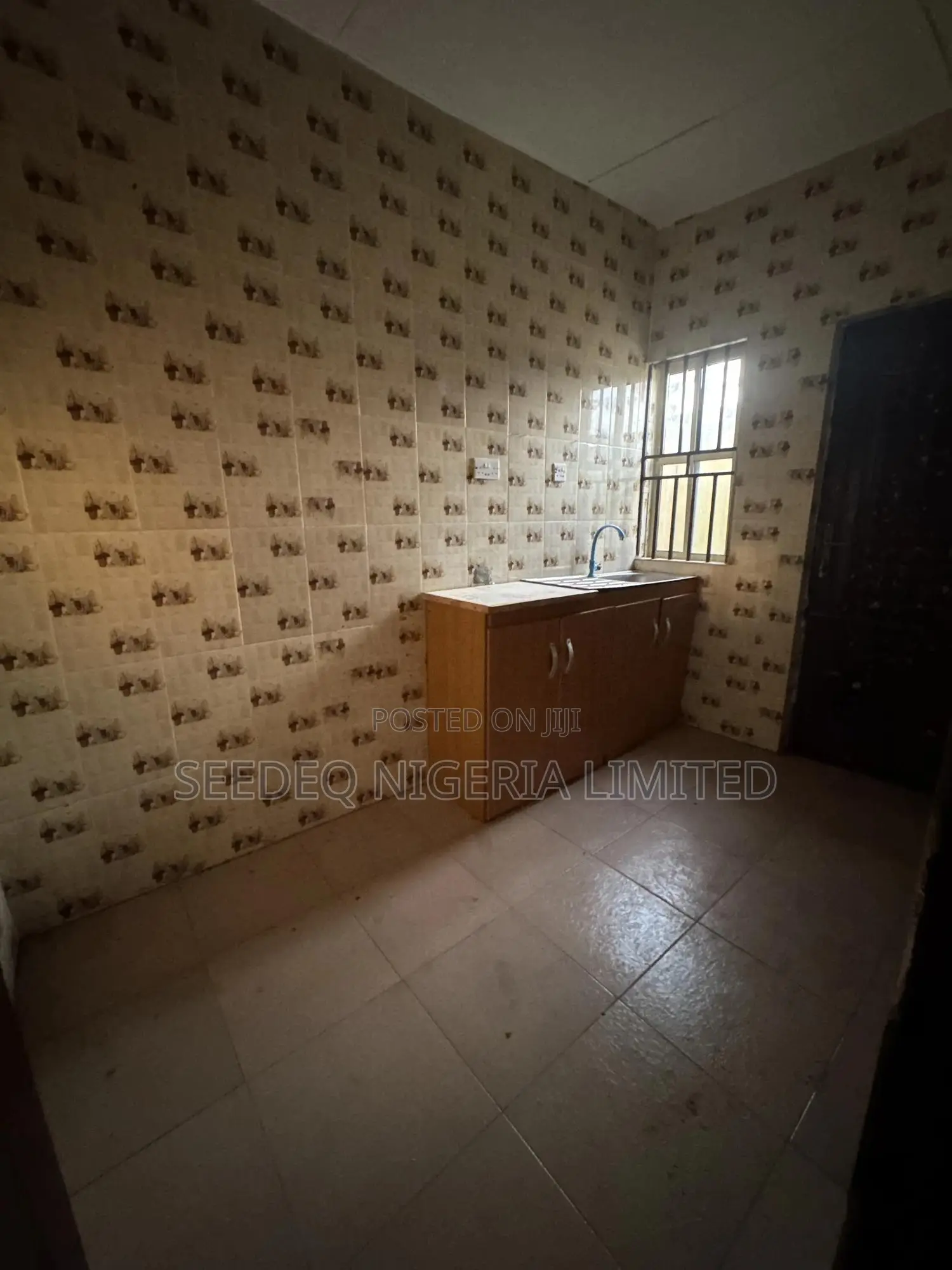 1bdrm Block of Flats in Adekunle Awonuga, Igbogbo for rent in Igbogbo