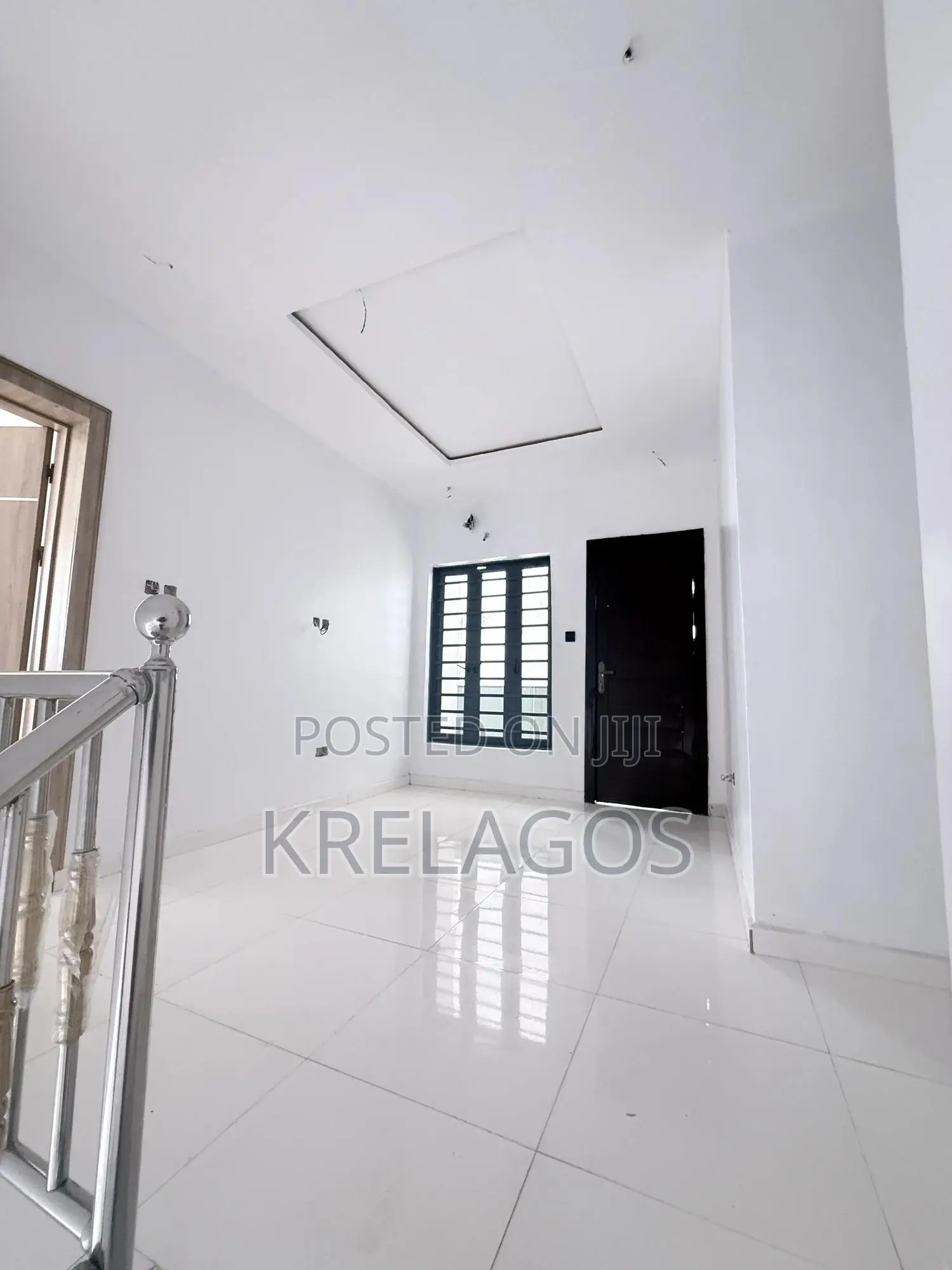 4bdrm Duplex in Ologolo for sale in Ologolo