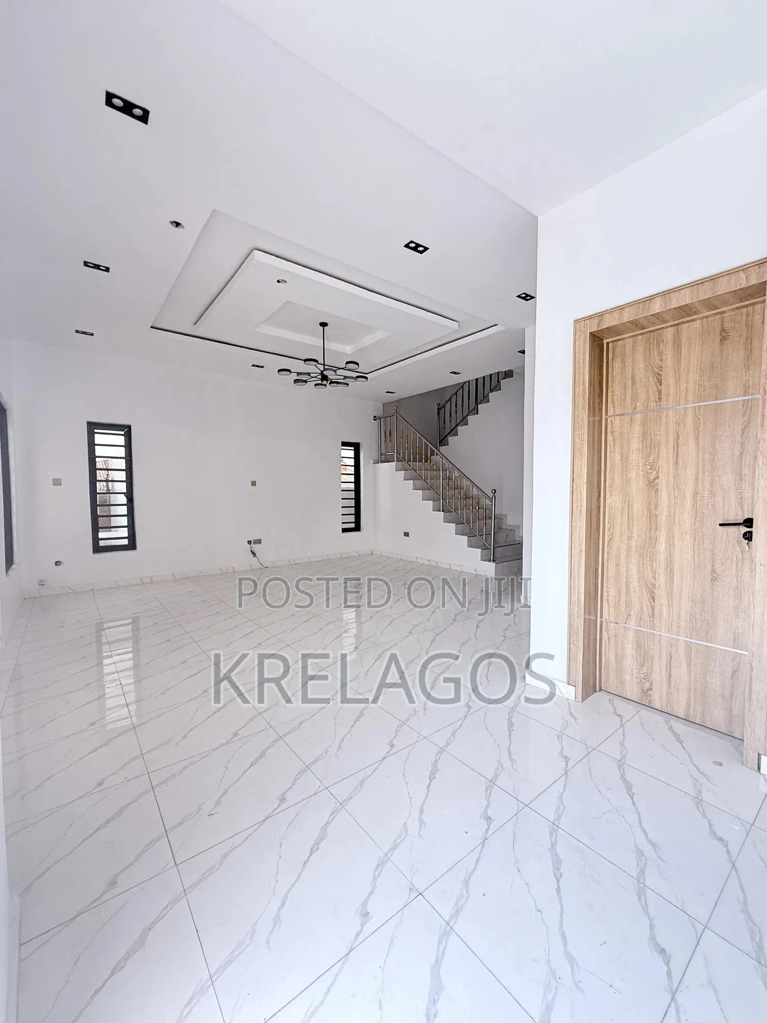4bdrm Duplex in Ologolo for sale in Ologolo
