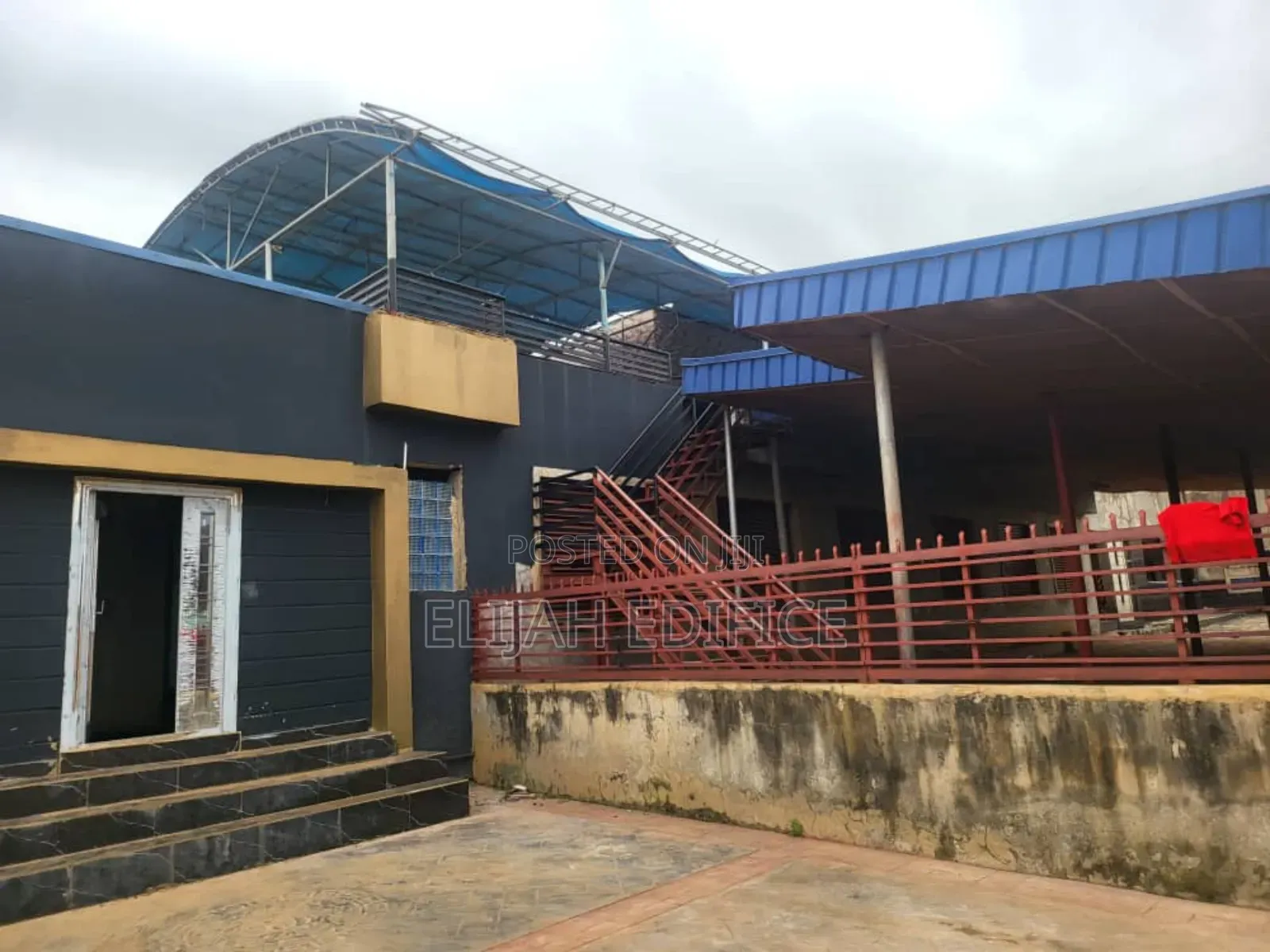 Facing Road Hotel,Club House Car Lot for Sale at Ginti, Elepe Ikorodu in Ikorodu
