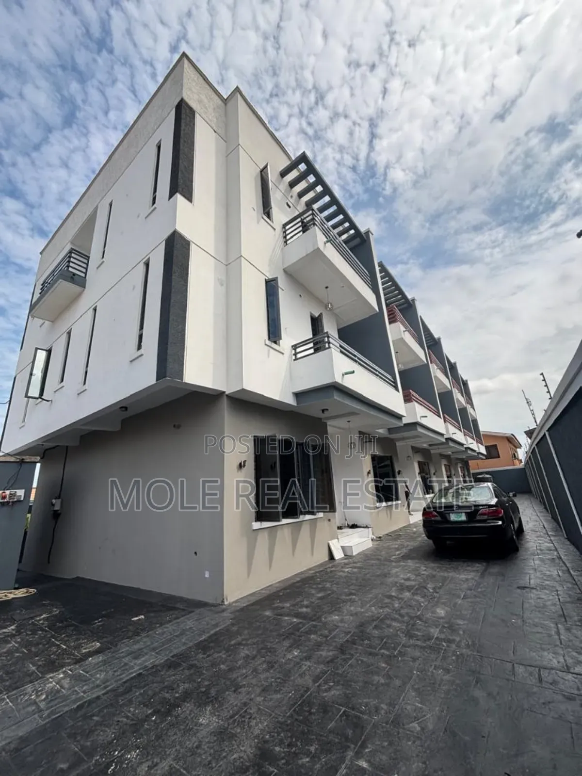 Furnished 5bdrm Duplex in Heritage Estate, Orile-Iganmu for sale in Orile-Iganmu