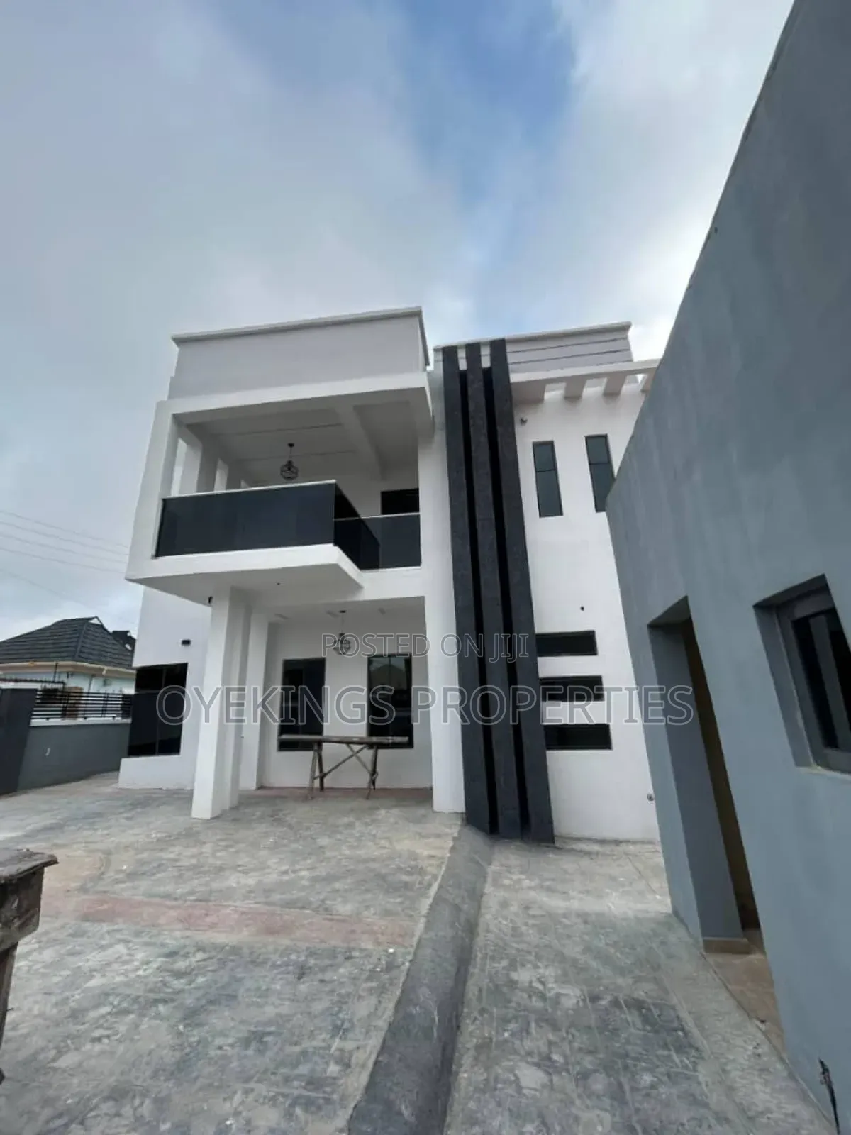 4bdrm Duplex in Victory Garden Akoto, Akala Express for sale in Akala Express
