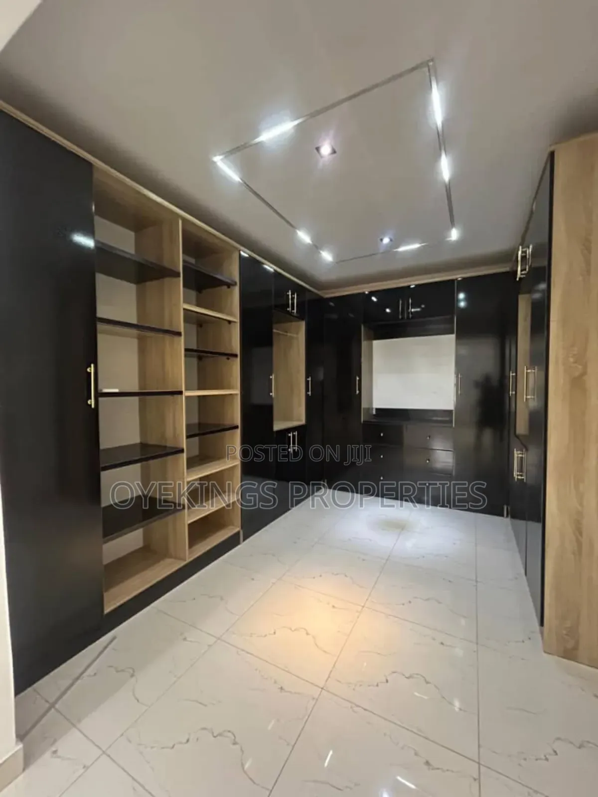 4bdrm Duplex in Victory Garden Akoto, Akala Express for sale in Akala Express