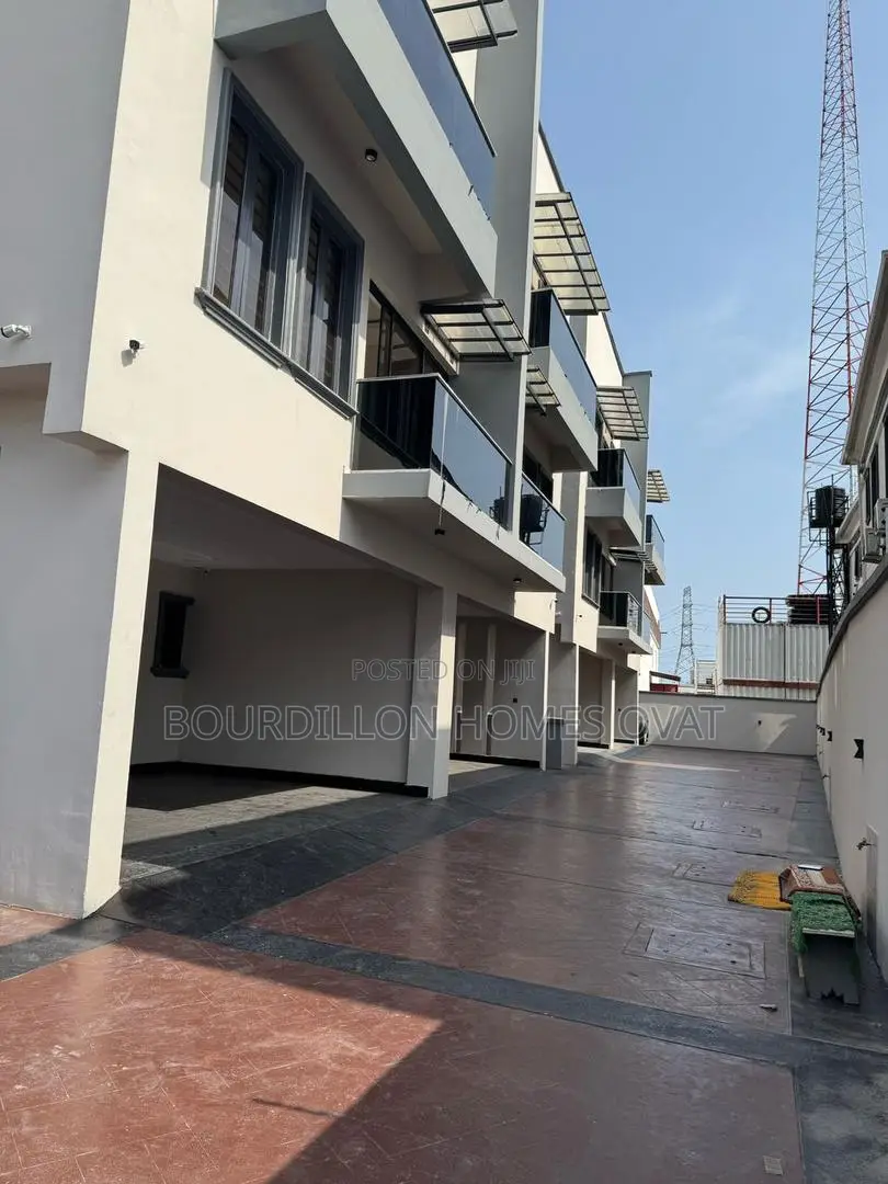 4bdrm House in Ikate Lekki Lagos for sale in Ikate