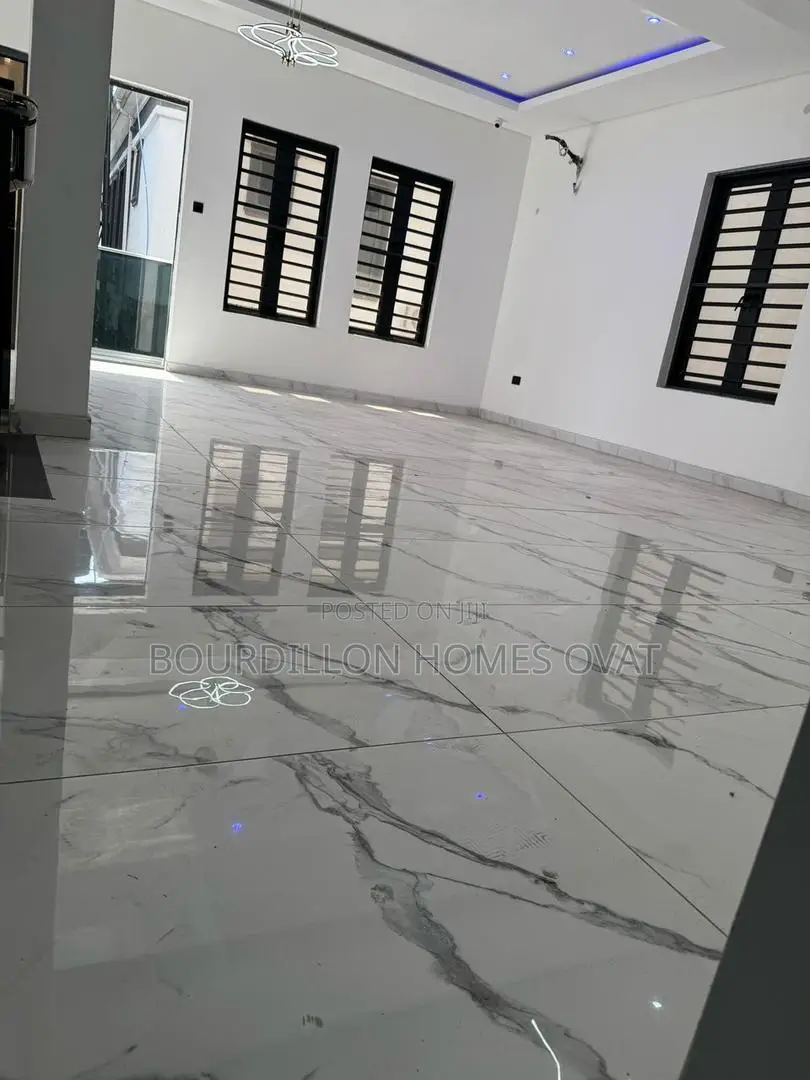 4bdrm House in Ikate Lekki Lagos for sale in Ikate