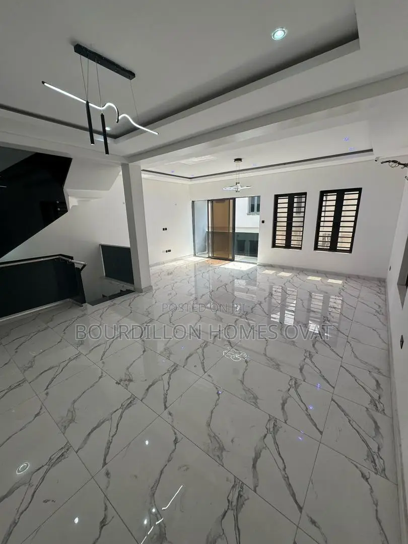 4bdrm House in Ikate Lekki Lagos for sale in Ikate