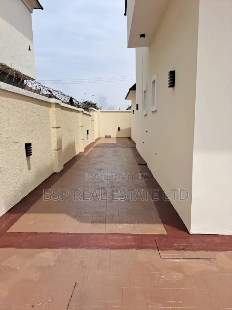 4bdrm Duplex in Lokogoma for sale in Lokogoma