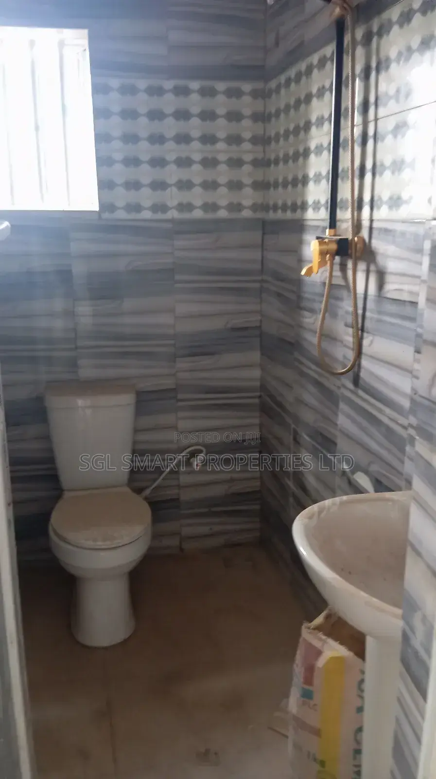 3bdrm Apartment in Aguoye, Awka for rent in Awka