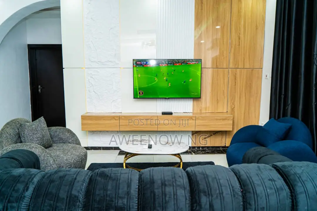 2 Bdroom Flat in GRA Phase 2 Shangisha