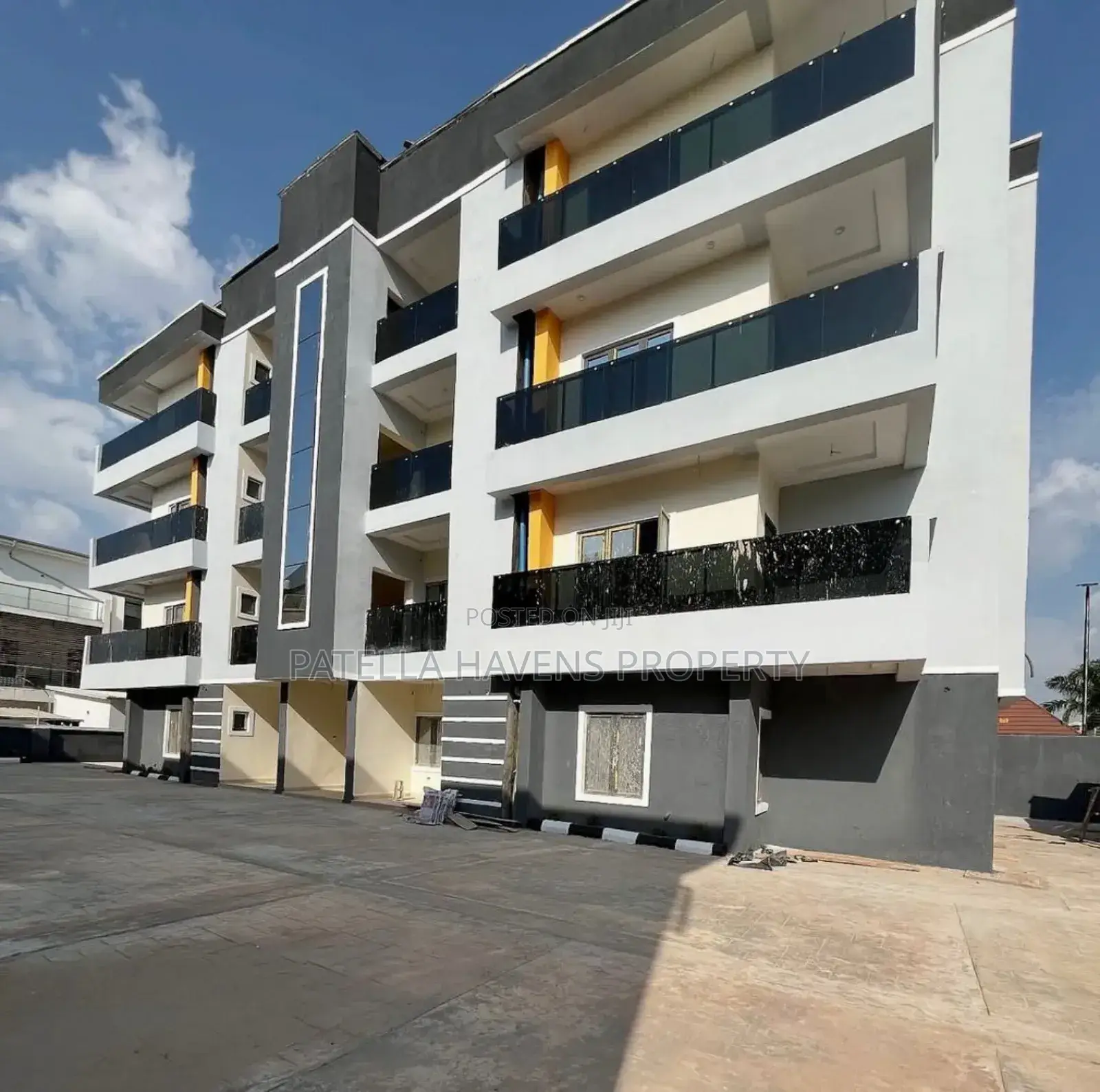 3bdrm Apartment in Wuye for sale in Wuye