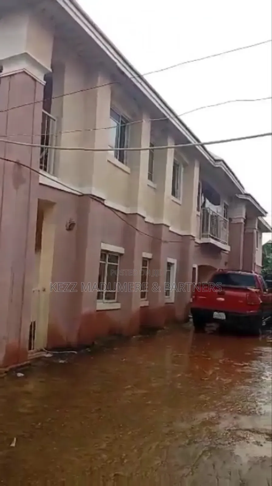 8bdrm Block of Flats in Infant Jesus, Asaba,, Oshimili South for sale in Oshimili South