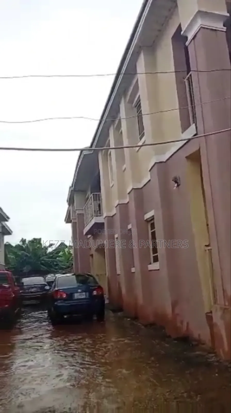 8bdrm Block of Flats in Infant Jesus, Asaba,, Oshimili South for sale in Oshimili South
