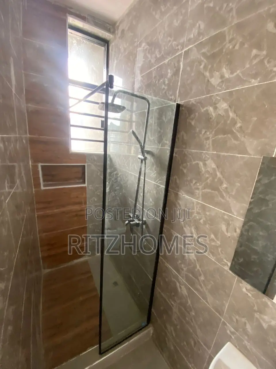 2bdrm Apartment in Ikota for sale in Ikota