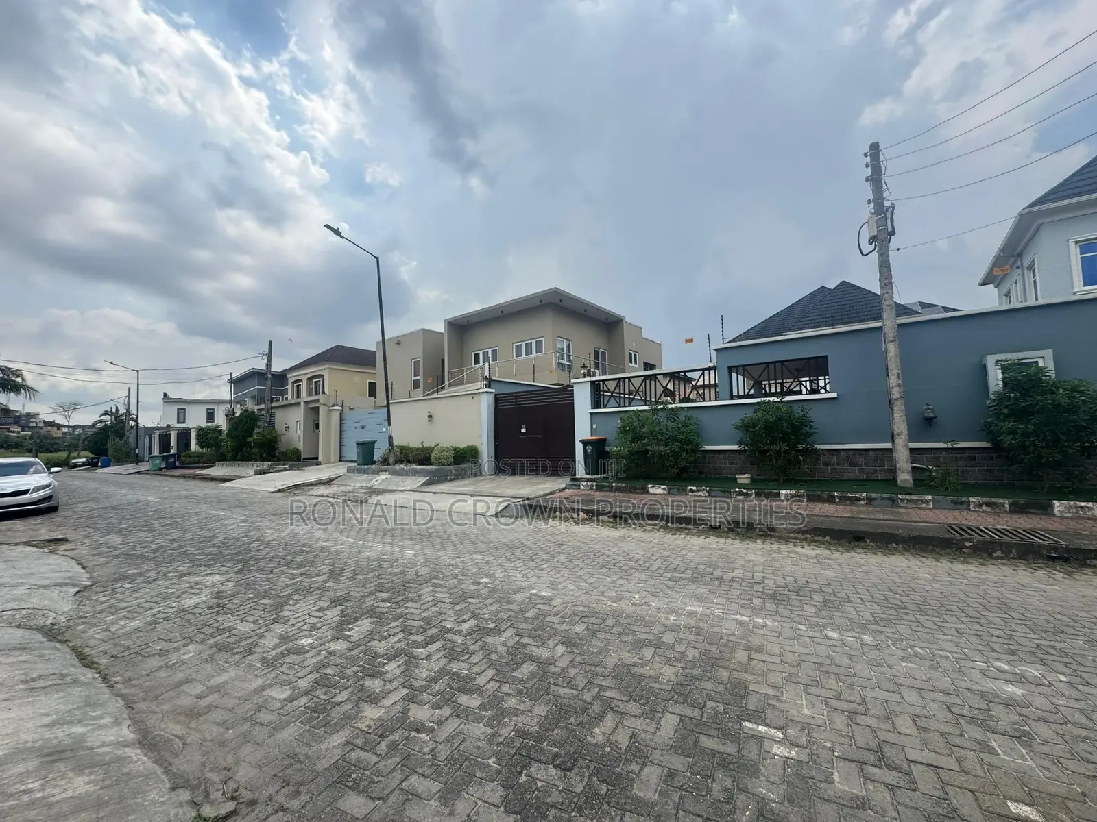Gate Dry Land for Sale at Magodo Brook, Lagos in Magodo