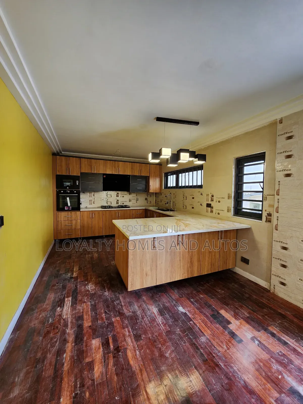 Furnished 4bdrm Duplex in Maryland for sale in Maryland