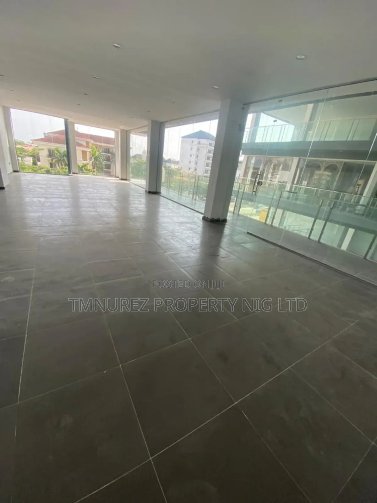 Showroom for Rent in Lekki Phase 1