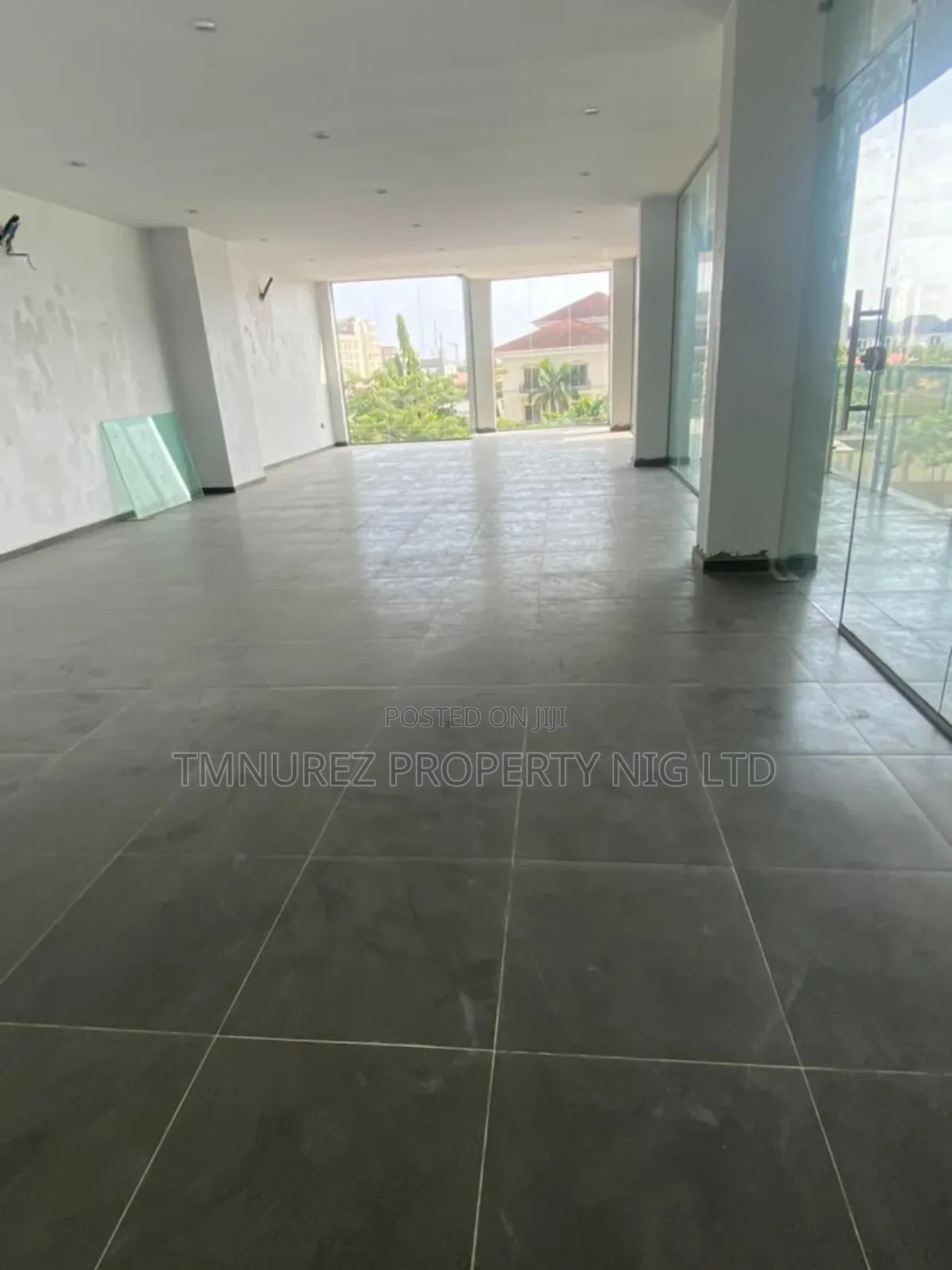 Showroom for Rent in Lekki Phase 1