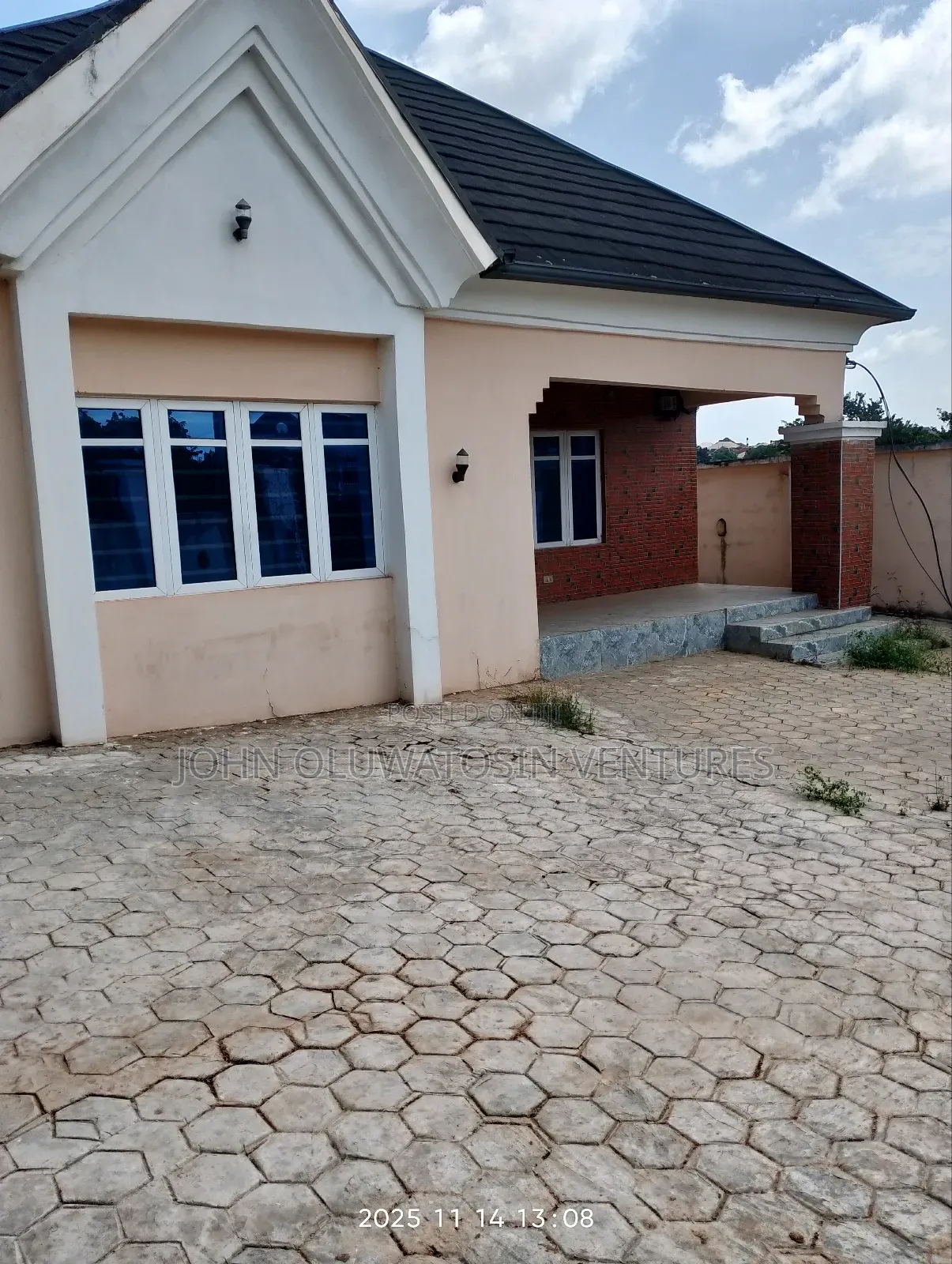 3bdrm Bungalow in Wisdom Estate, Akobo for rent in Akobo