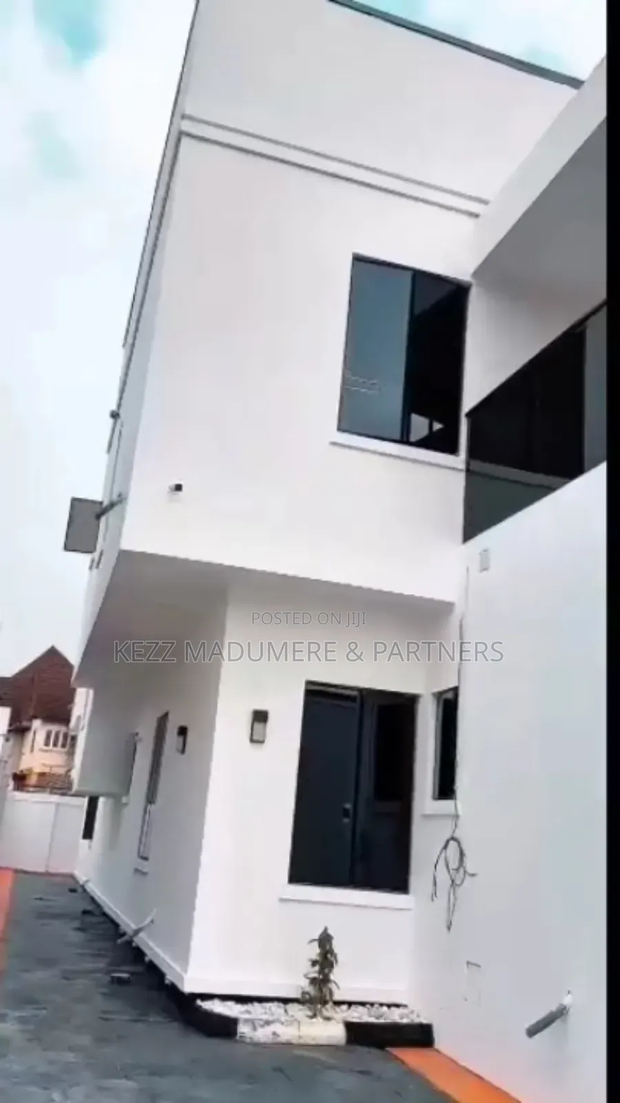 5bdrm Duplex in Nta Core Area, Asaba, Oshimili South for sale in Oshimili South