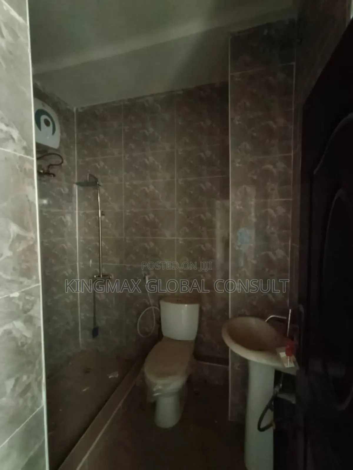 3bdrm Block of Flats in Wuye Abuja for sale in Wuye