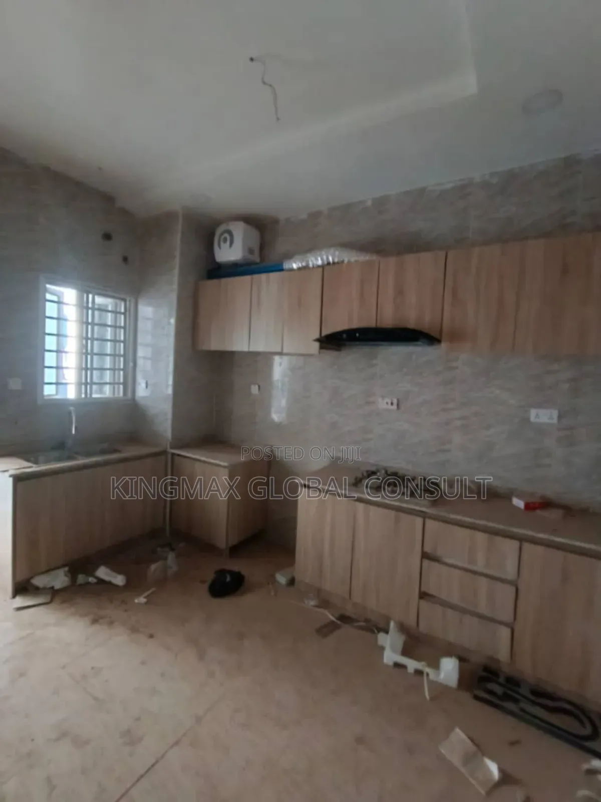 3bdrm Block of Flats in Wuye Abuja for sale in Wuye
