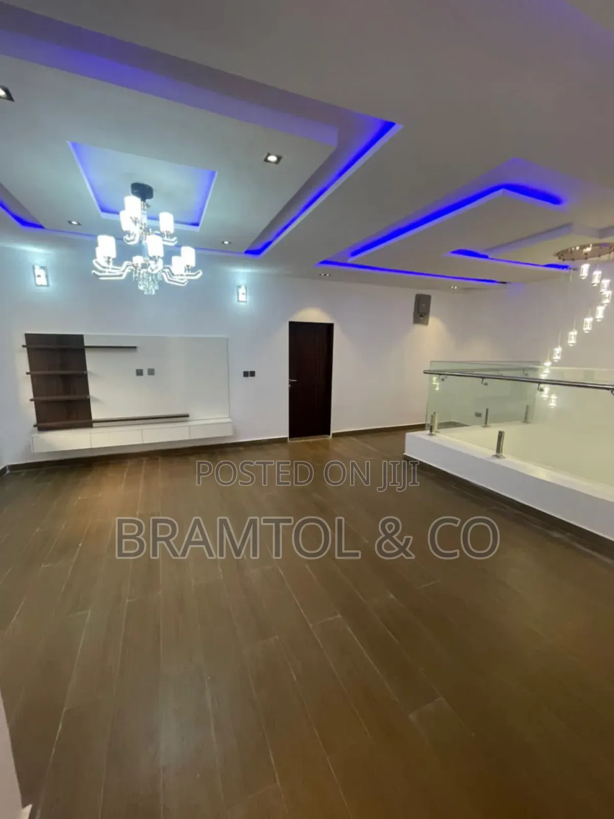 5bdrm Duplex in Paradise 2, Life Camp for sale in Life Camp