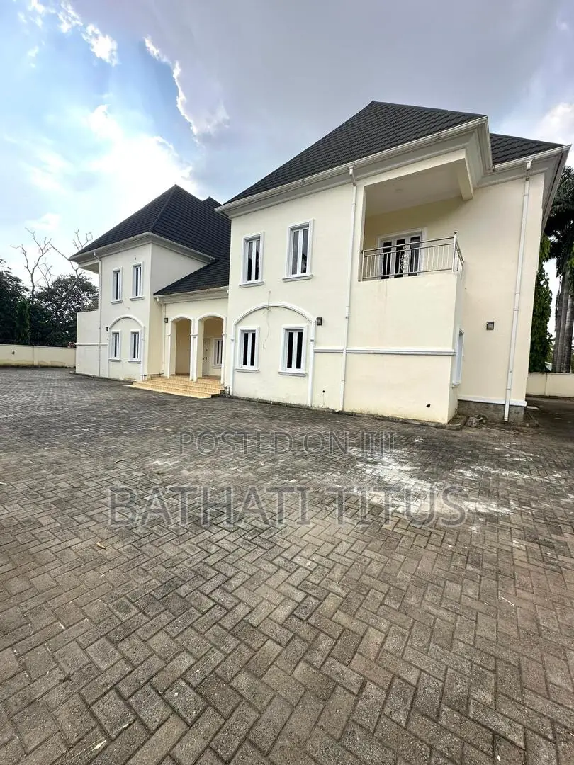 4bdrm Duplex in Zone 3 / Wuse for rent in Zone 3 / Wuse