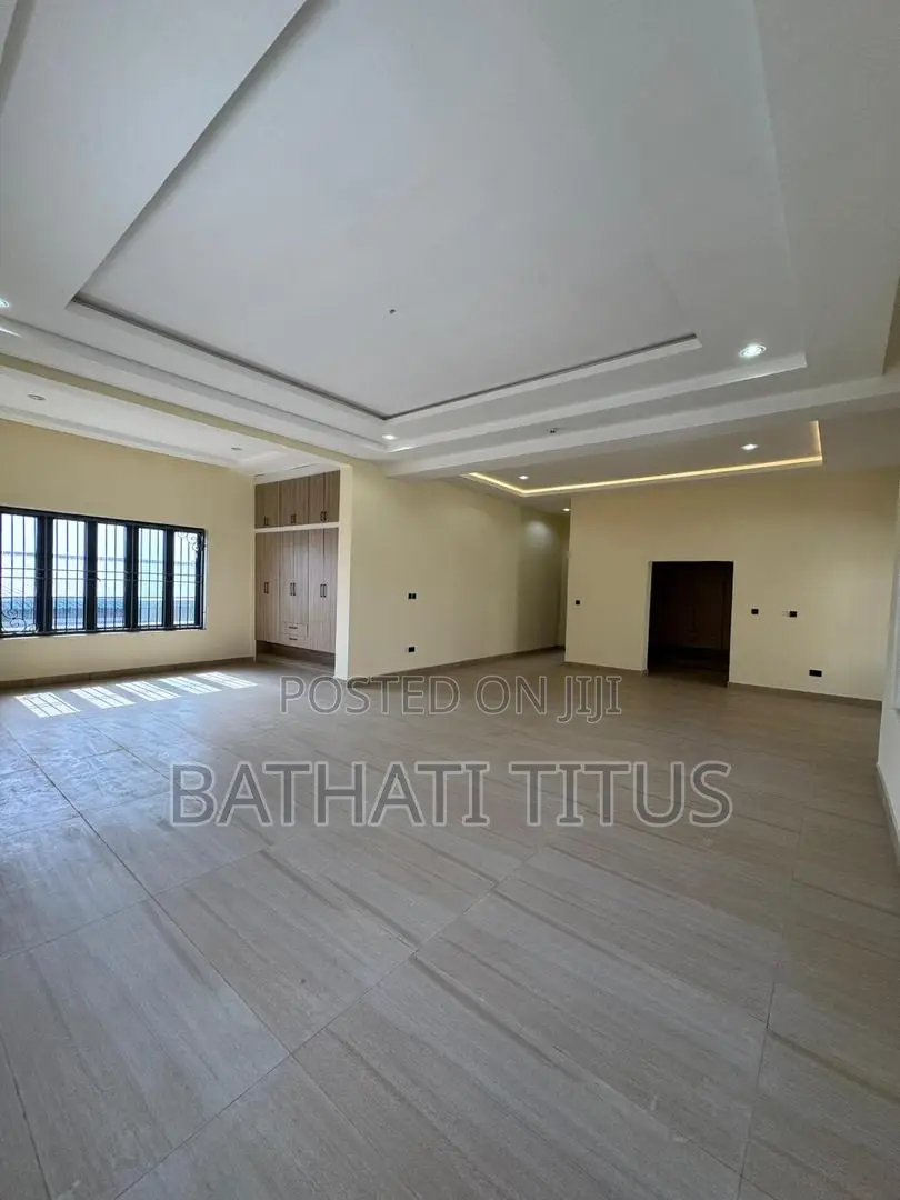 6bdrm Duplex in Guzape District for sale in Guzape District