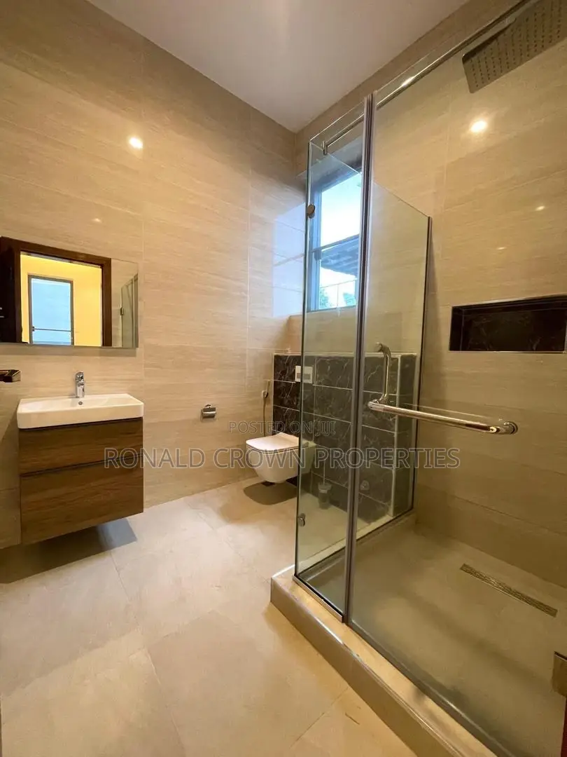 5bdrm Duplex in Old Ikoyi for sale in Old Ikoyi