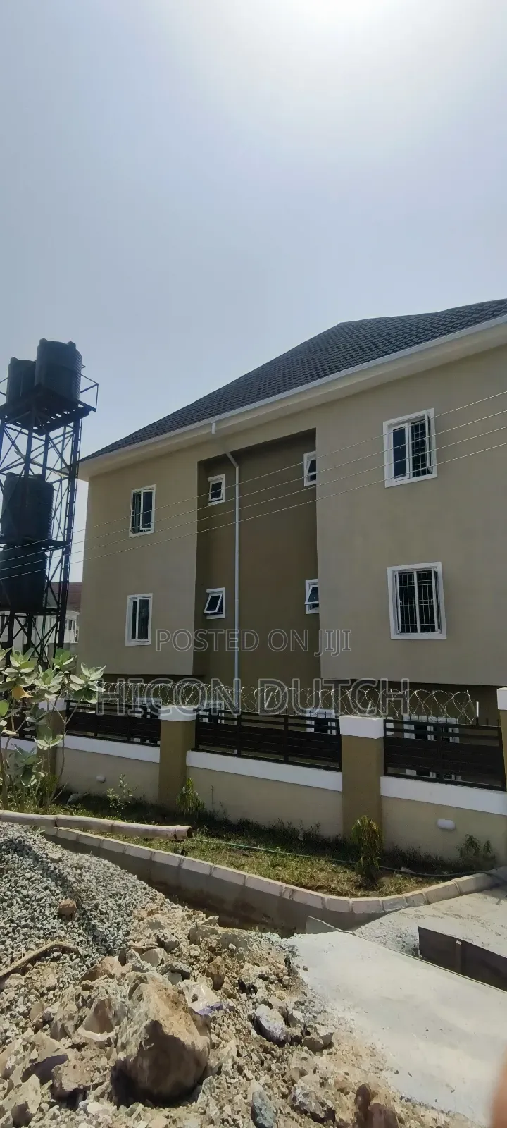 2bdrm Block of Flats in Nnpc Estate, Life Camp for rent in Life Camp
