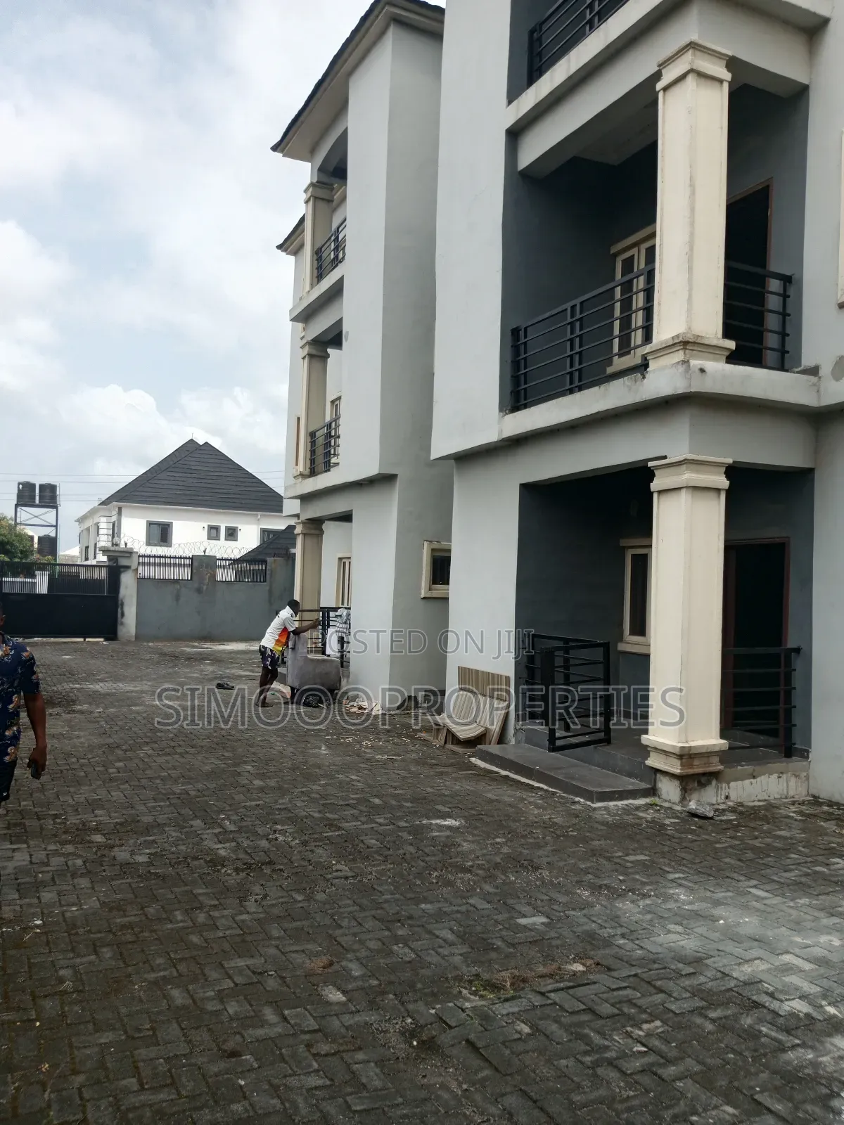 2bdrm Block of Flats in Elesekan, Bogije for rent in Bogije