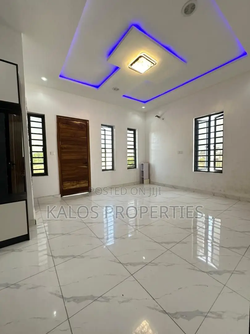 4bdrm Duplex in Orchid Lekki Lagos for rent in Lekki Phase 2