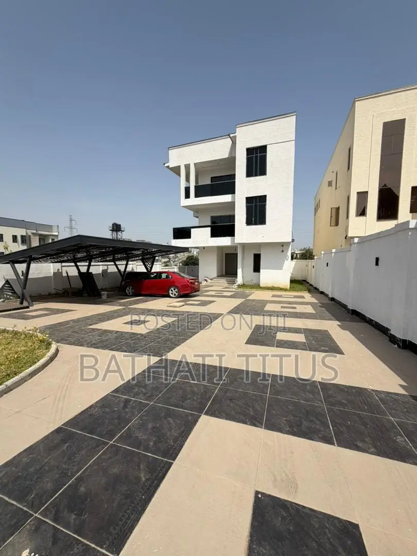 5bdrm Duplex in Guzape District for sale in Guzape District