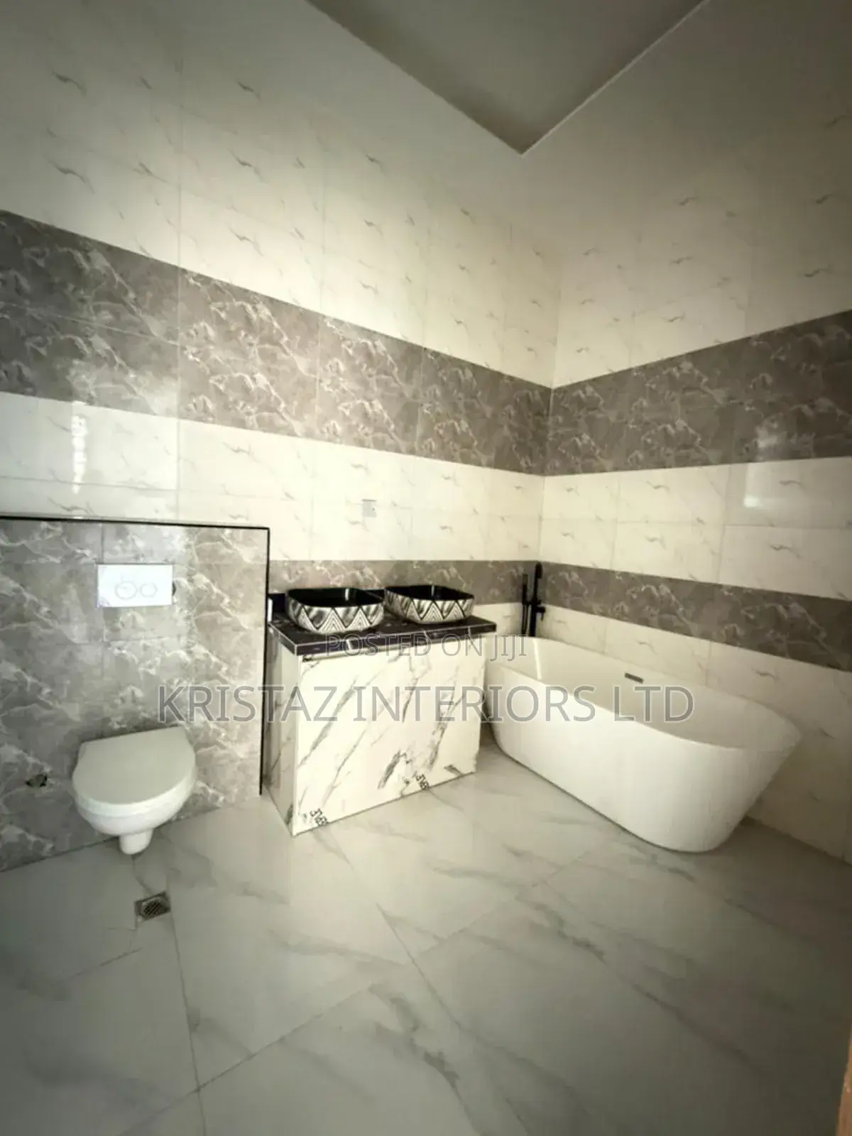 5bdrm Duplex in Lekki Phase 2 for sale in Lekki Phase 2