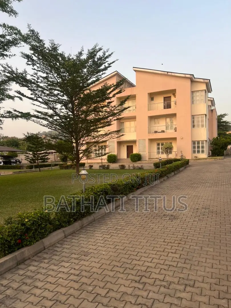 4bdrm Duplex in Life Camp for rent in Life Camp