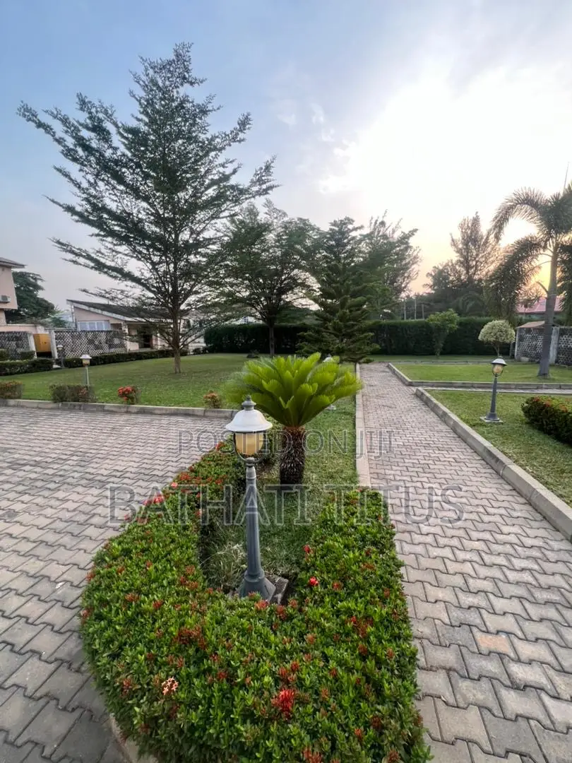 4bdrm Duplex in Life Camp for rent in Life Camp