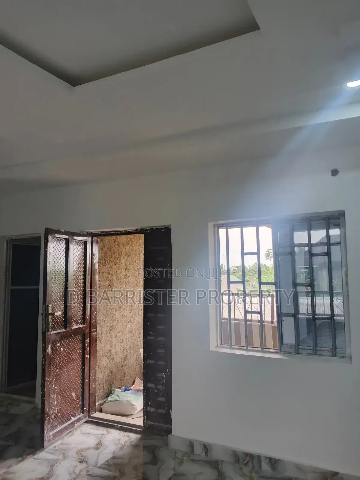 1bdrm Apartment in Martins, Akute Ajuwon for rent in Akute Ajuwon
