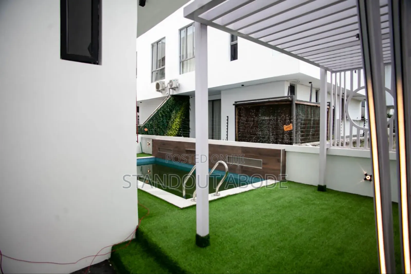 5bdrm Duplex in In An Estate, Osapa london for sale in Osapa london
