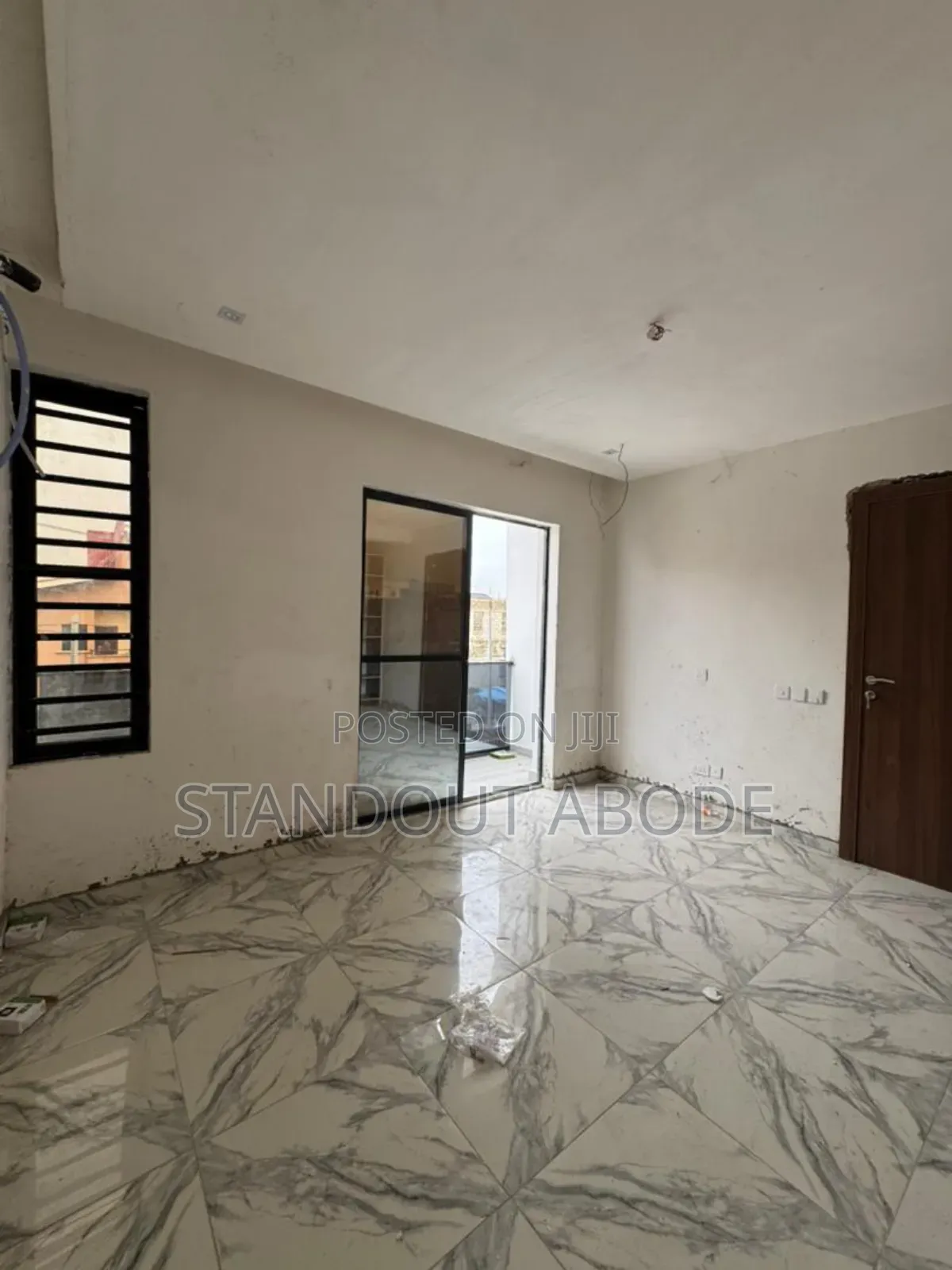 2bdrm Apartment in Inside An Estate, Ologolo for sale in Ologolo